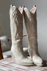 White cow boy boots