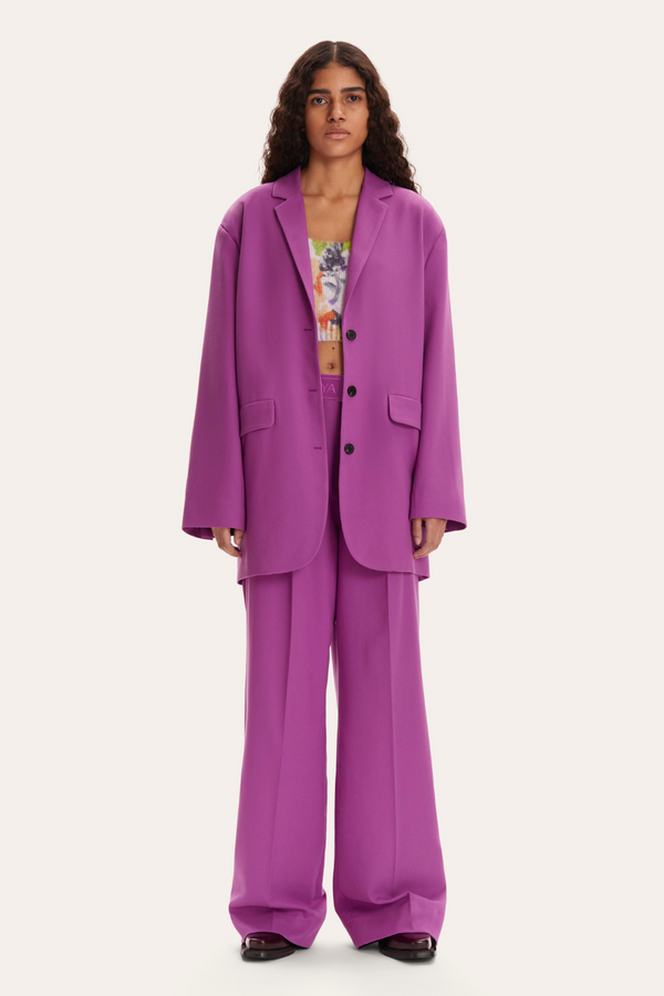 Purple oversized blazer with wide long sleeves