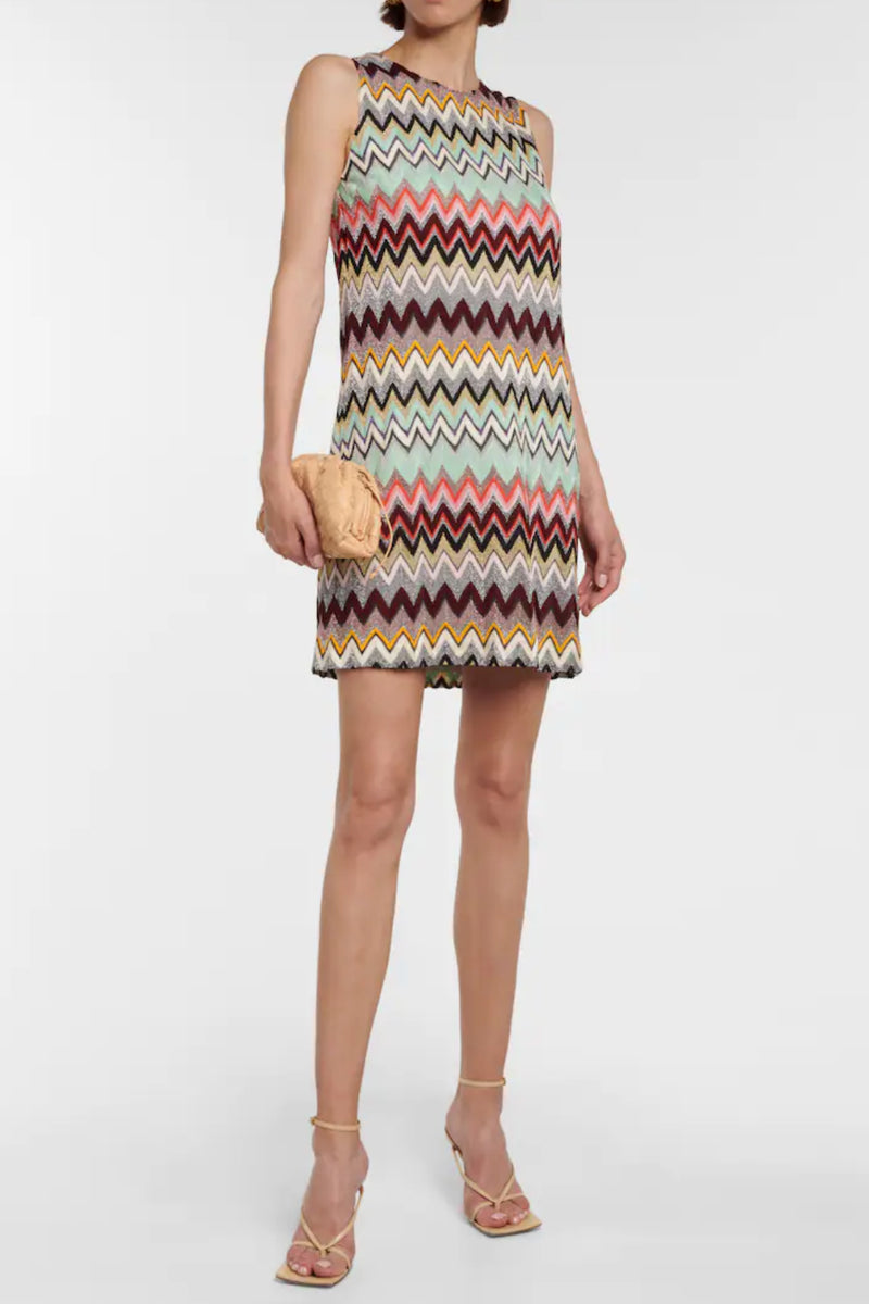 Multicolor zigzag patterned mini dress